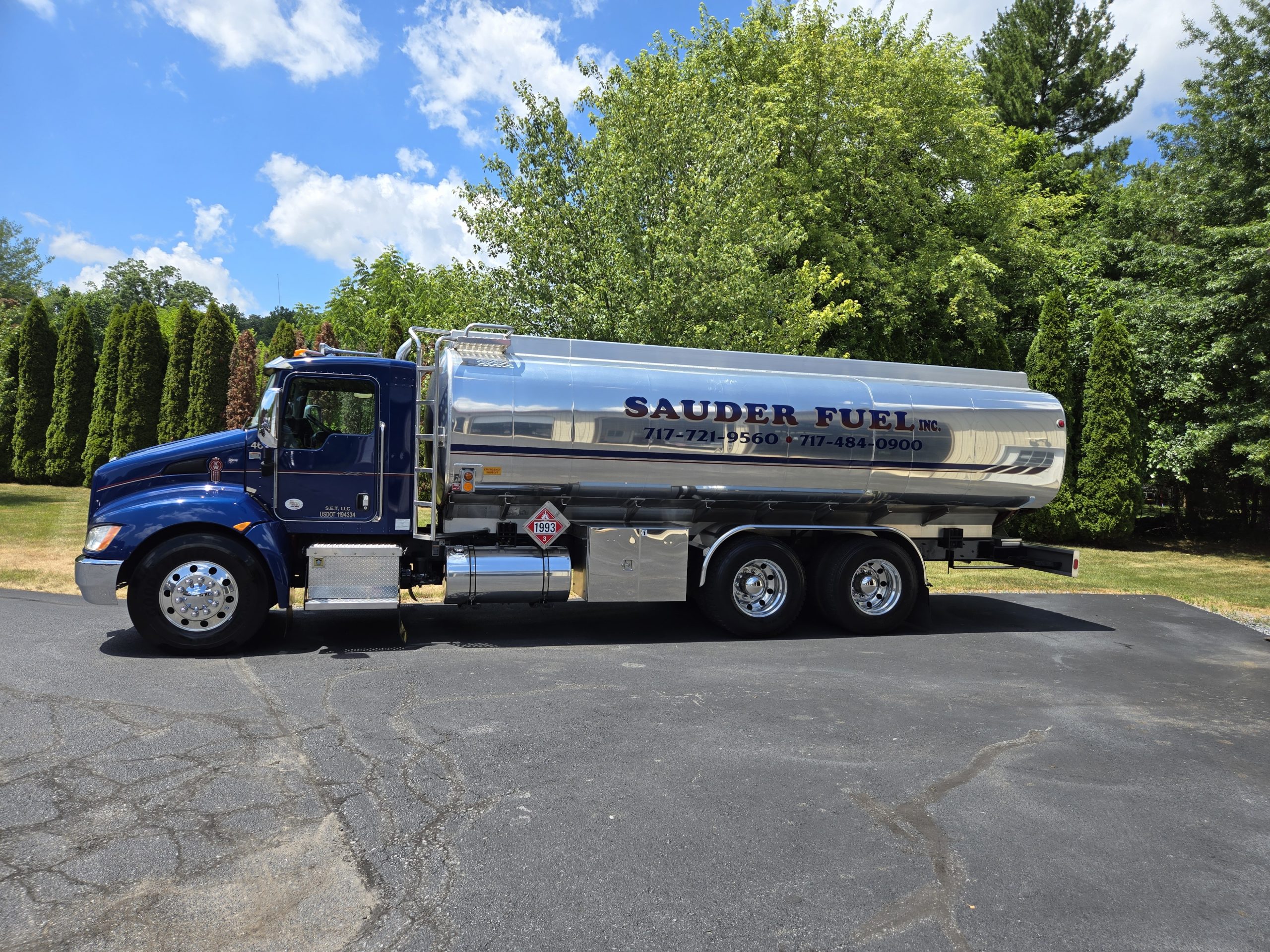 Sauder Fuel - proudly serving Lancaster County with heating oil, propane, fuel, diesel, gasoline and HVAC service to Ephrata PA